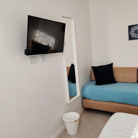 Migdal Luxury Suites Netanya J29 Экстерьер фото