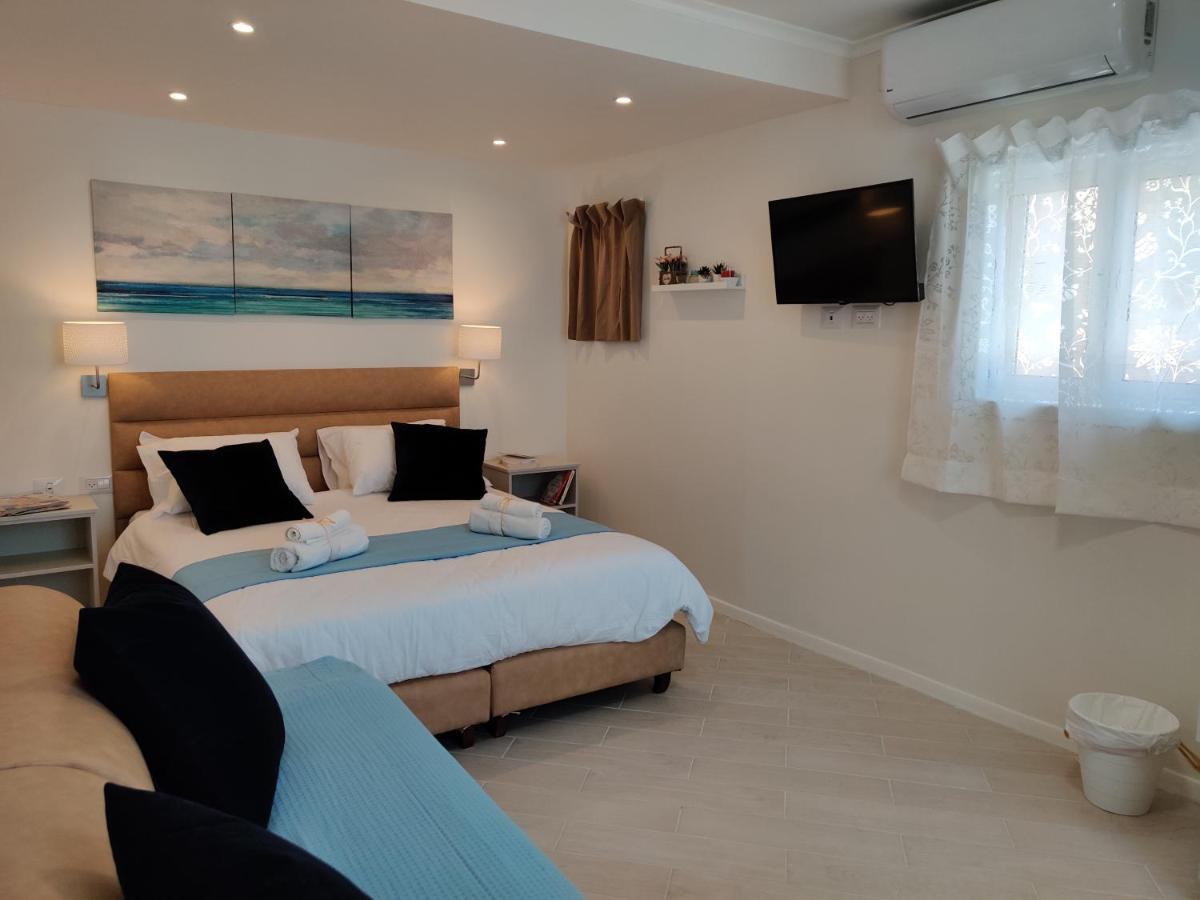 Migdal Luxury Suites Netanya J29 Экстерьер фото