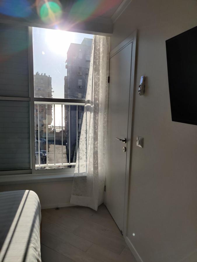 Migdal Luxury Suites Netanya J29 Экстерьер фото